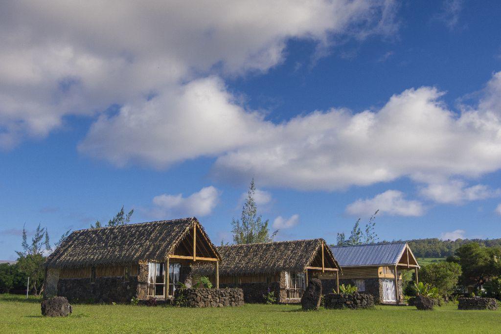 Pacific Bungalows Ханга-Роа Экстерьер фото